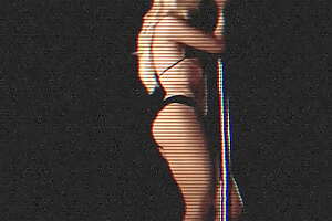 Shakira SEXY Gorgeous BODY XXX tease
