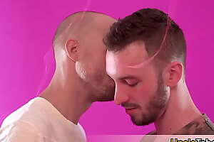 Sensual bareback session in a pink room with hot studs
