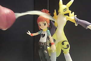 Renamon and Ruki figures (Digimon)