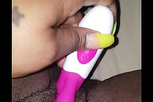 Up close wet pussy play(toy kept dying)