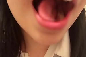 Japanese girl @kamititisokuhou showing crazy tongue skills