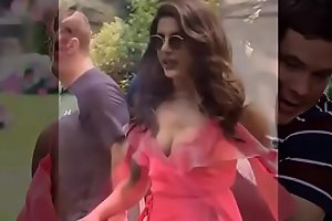 Priyanka Chopra Hot Videos  -for live cams  xxx video zo ee/4xrKY