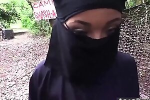 Мусульманский петух, что наиболее важно, искоренить влияние большинства местных женщин-убийц, которые