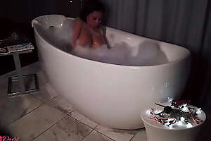 XXXmas Bubble Bath