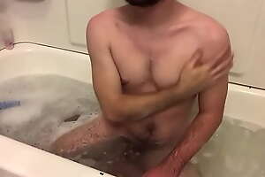 Blake Steel Cums In The Bath